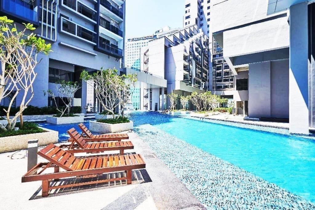 Homestay Shah Rizki At Imperio With Swimming Pool Muslim Friendly Malacca Kültér fotó