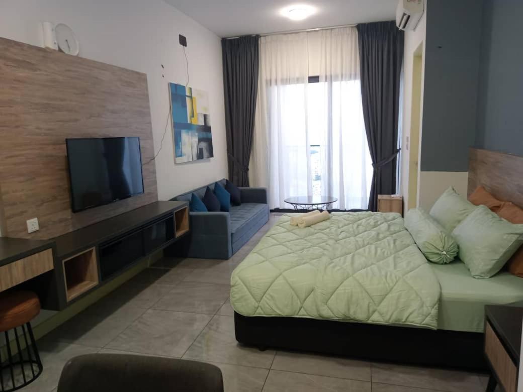 Homestay Shah Rizki At Imperio With Swimming Pool Muslim Friendly Malacca Kültér fotó